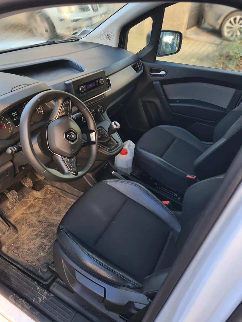 Renault Kangoo 1.5, снимка 5 - Автомобили и джипове - 53108946