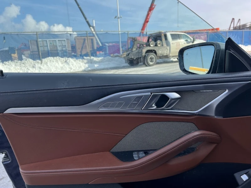 BMW 850 От BMW * Един собственик * Фиксирана цена * CARFAX, снимка 11 - Автомобили и джипове - 53431418