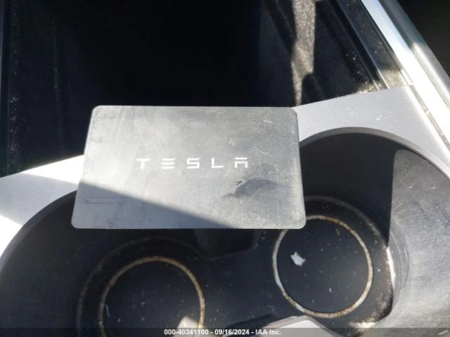 Tesla Model Y LONG RANGE DUAL MOTOR ALL-WHEEL DRIVE, снимка 10 - Автомобили и джипове - 47434536