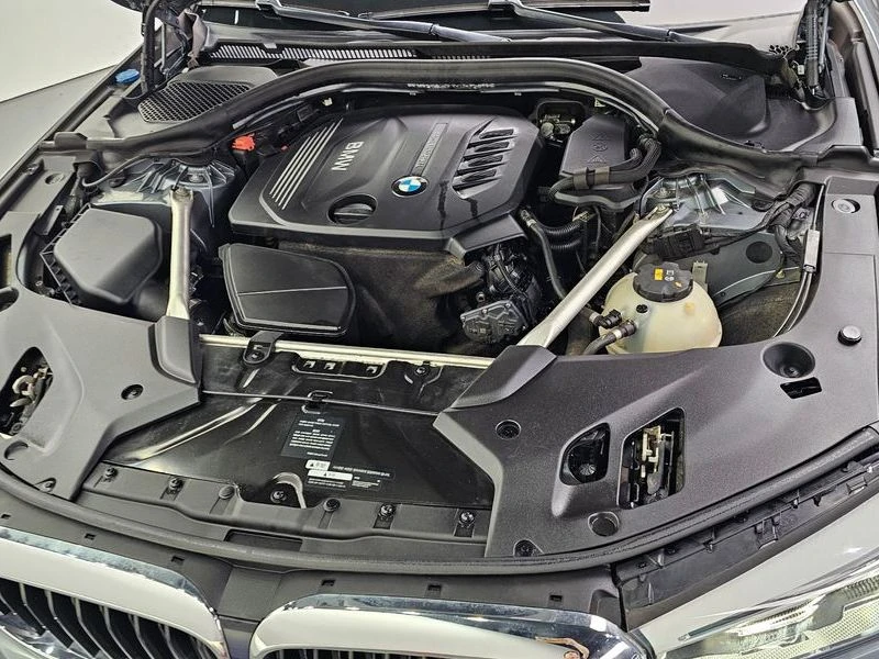 BMW 520 520d xDrive M Sport Package Plus| 190к.с.| ВКЛ.ТЕХ, снимка 6 - Автомобили и джипове - 55217456