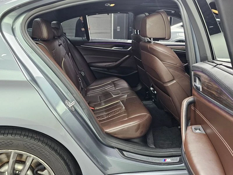 BMW 520 520d xDrive M Sport Package Plus| 190к.с.| ВКЛ.ТЕХ, снимка 12 - Автомобили и джипове - 55217456