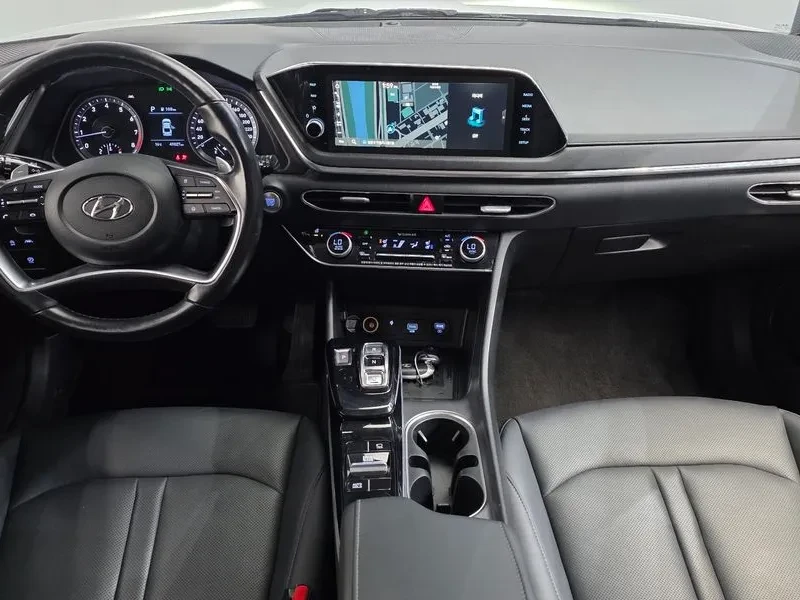 Hyundai Sonata 2.0 Premium, снимка 7 - Автомобили и джипове - 55803384