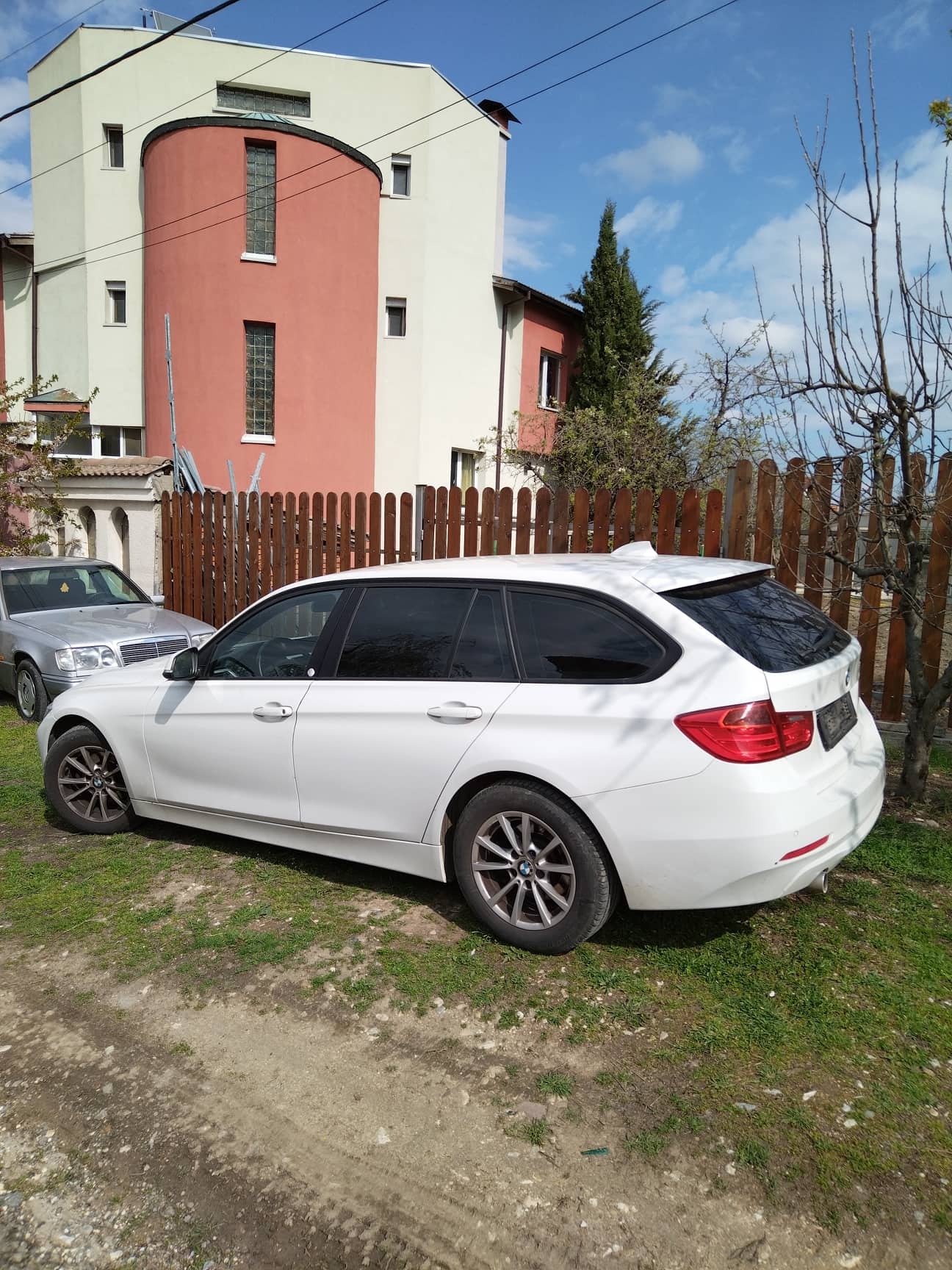 BMW 318 AVTOMATIK - изображение 1