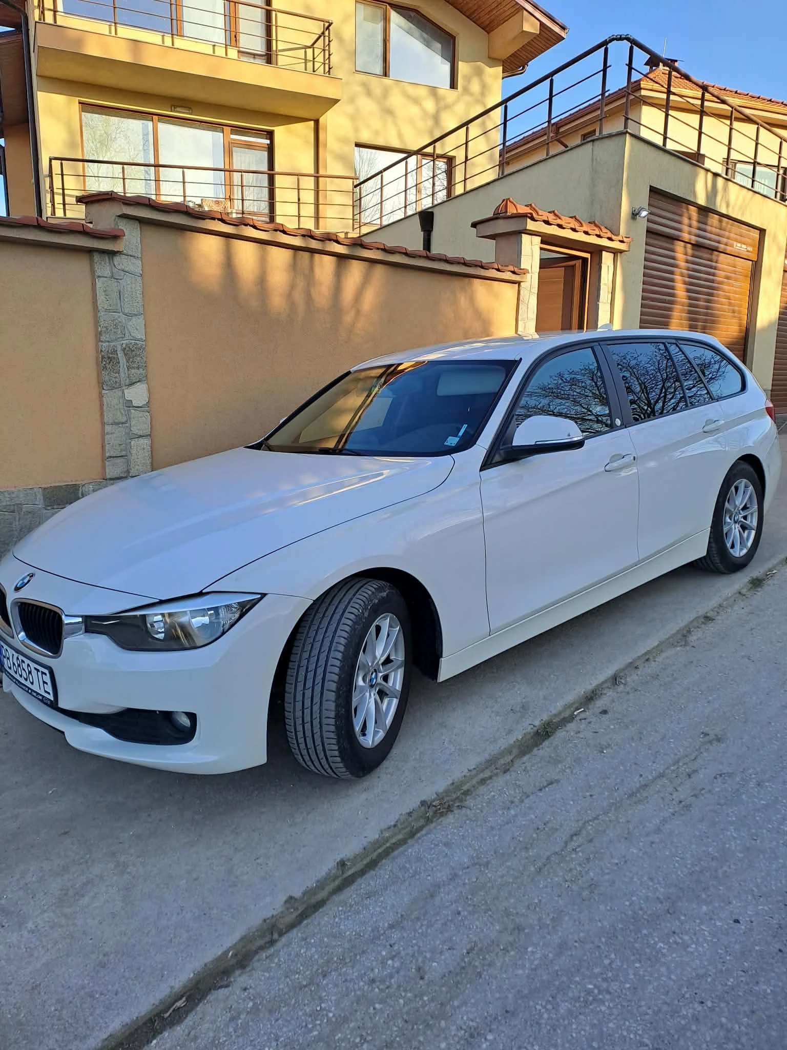 BMW 318 AVTOMATIK, снимка 4 - Автомобили и джипове - 53346267