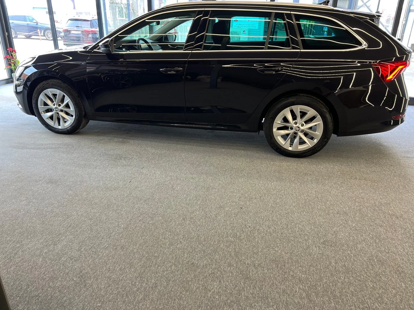 Skoda Octavia 2.0TDI 150ps-DSG *  | Mobile.bg   12