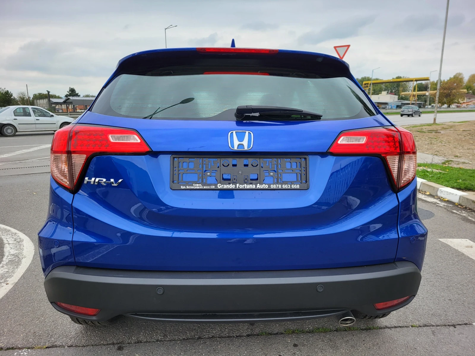 Honda Hr-v 1.6 i-DTEC EURO 6B 132612 KM НОВ ВНОС ИТАЛИЯ - изображение 6