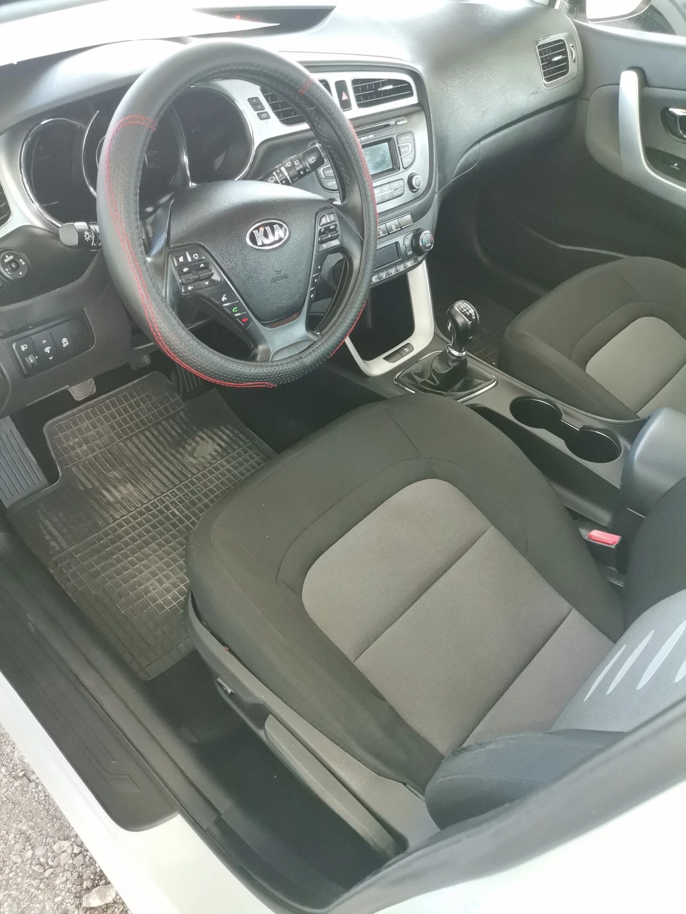 Kia Ceed 1.6 dizel - изображение 5