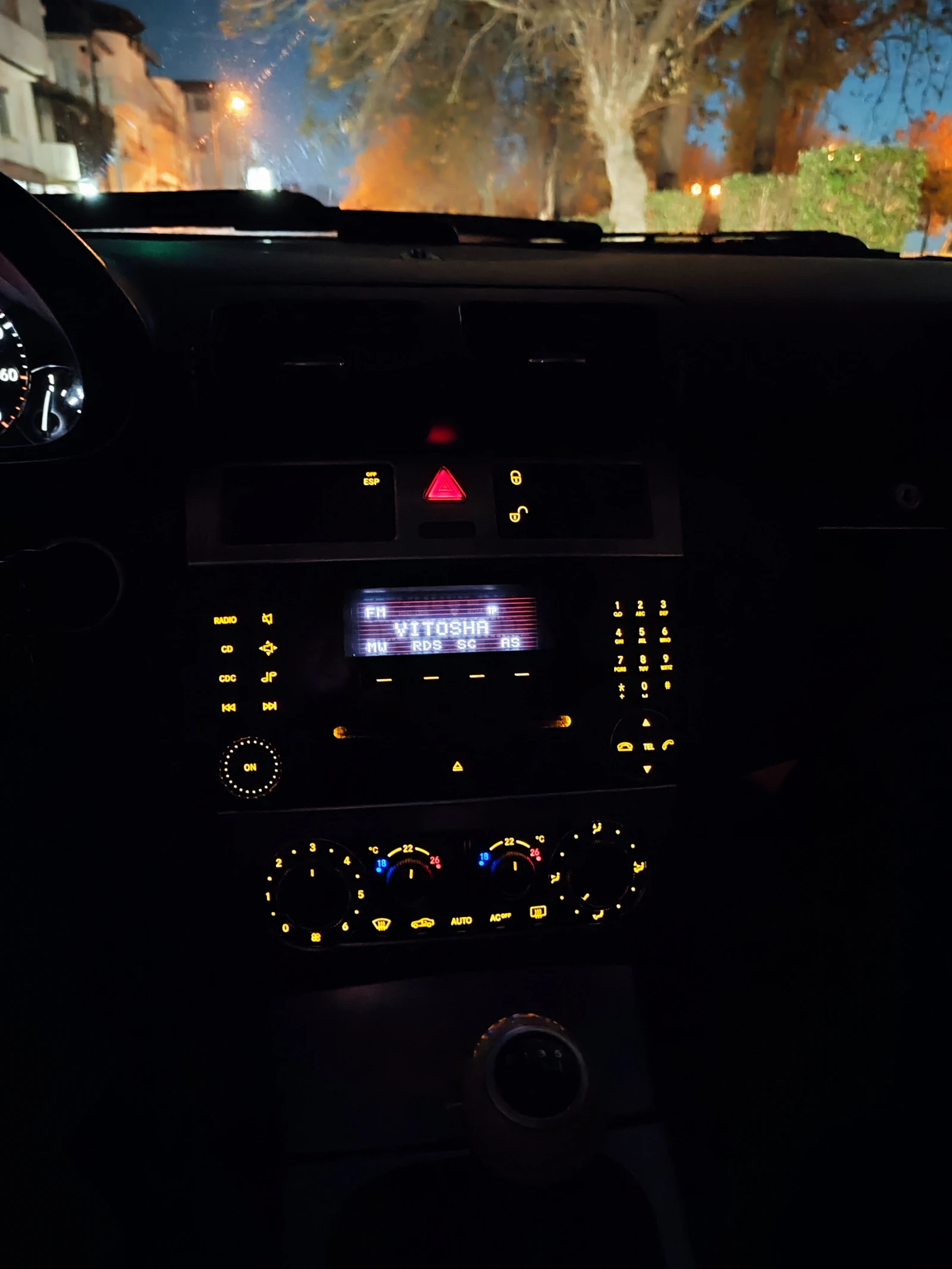 Mercedes-Benz C 200 | Mobile.bg   11