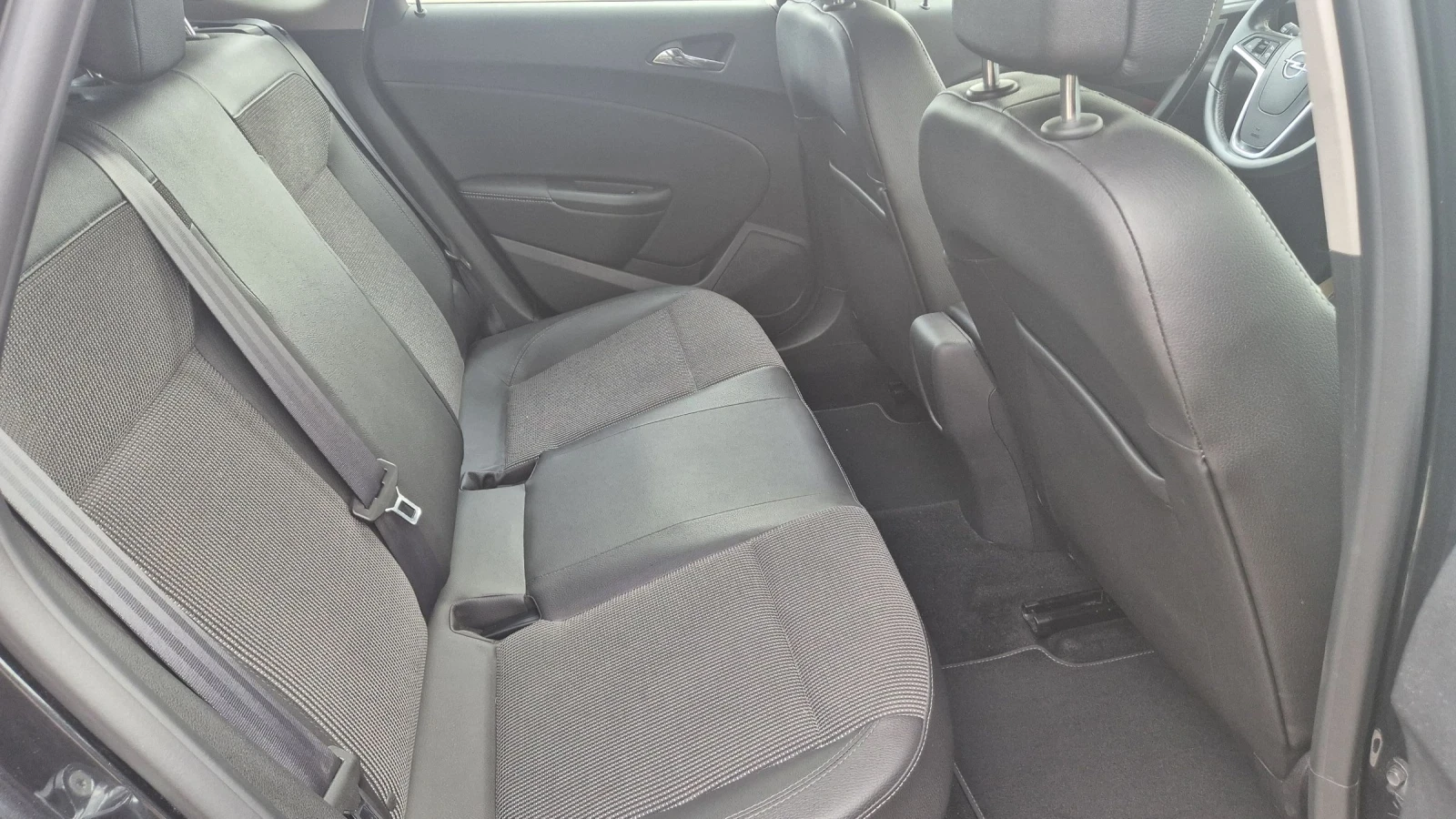 Opel Astra 1.6cdti 110к.с | Mobile.bg — изображение 15