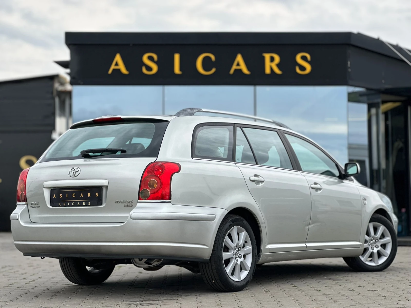 Toyota Avensis / 2.0D / 116 HP / 83000 KM / TOP / - изображение 5