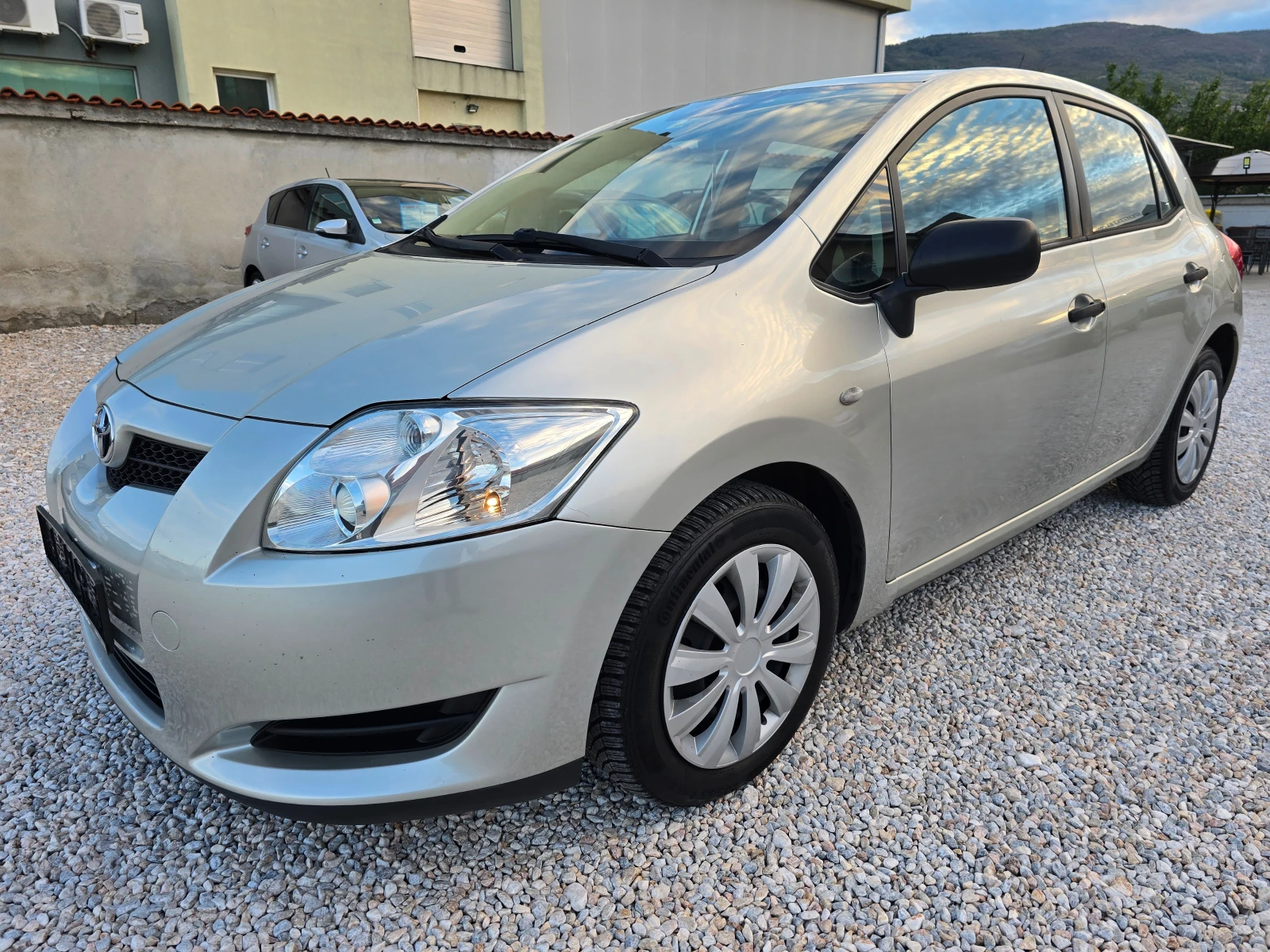 Toyota Auris 1.4VVTI /127000KM!!/ | Mobile.bg   1