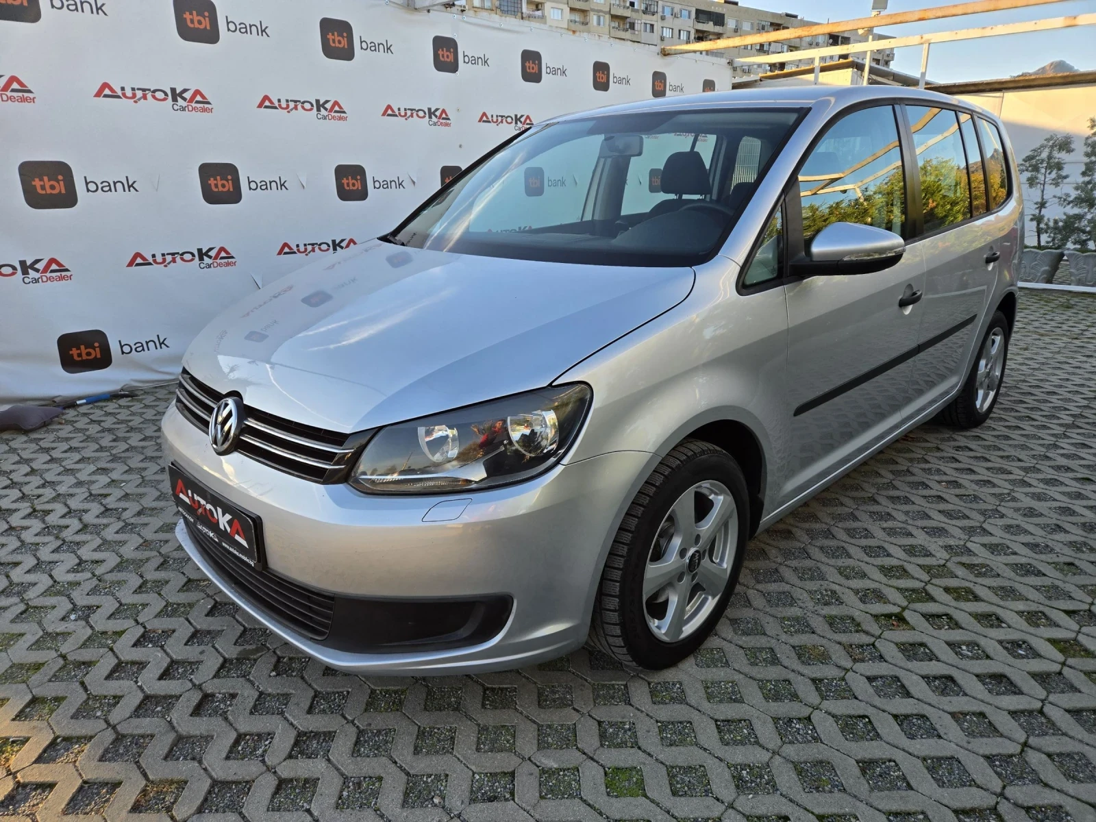 VW Touran 1.6TDI-105кс= 7МЕСТА= 6СКОРОСТИ= ПОДГРЕВ - изображение 6