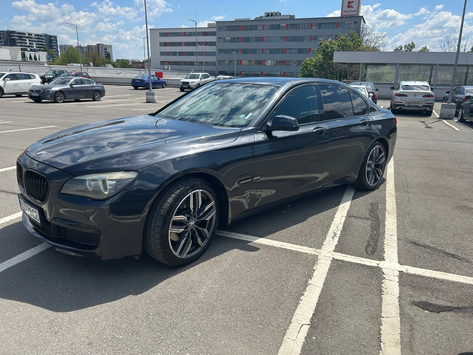 BMW 740 Xdrive M-Paket - изображение 3
