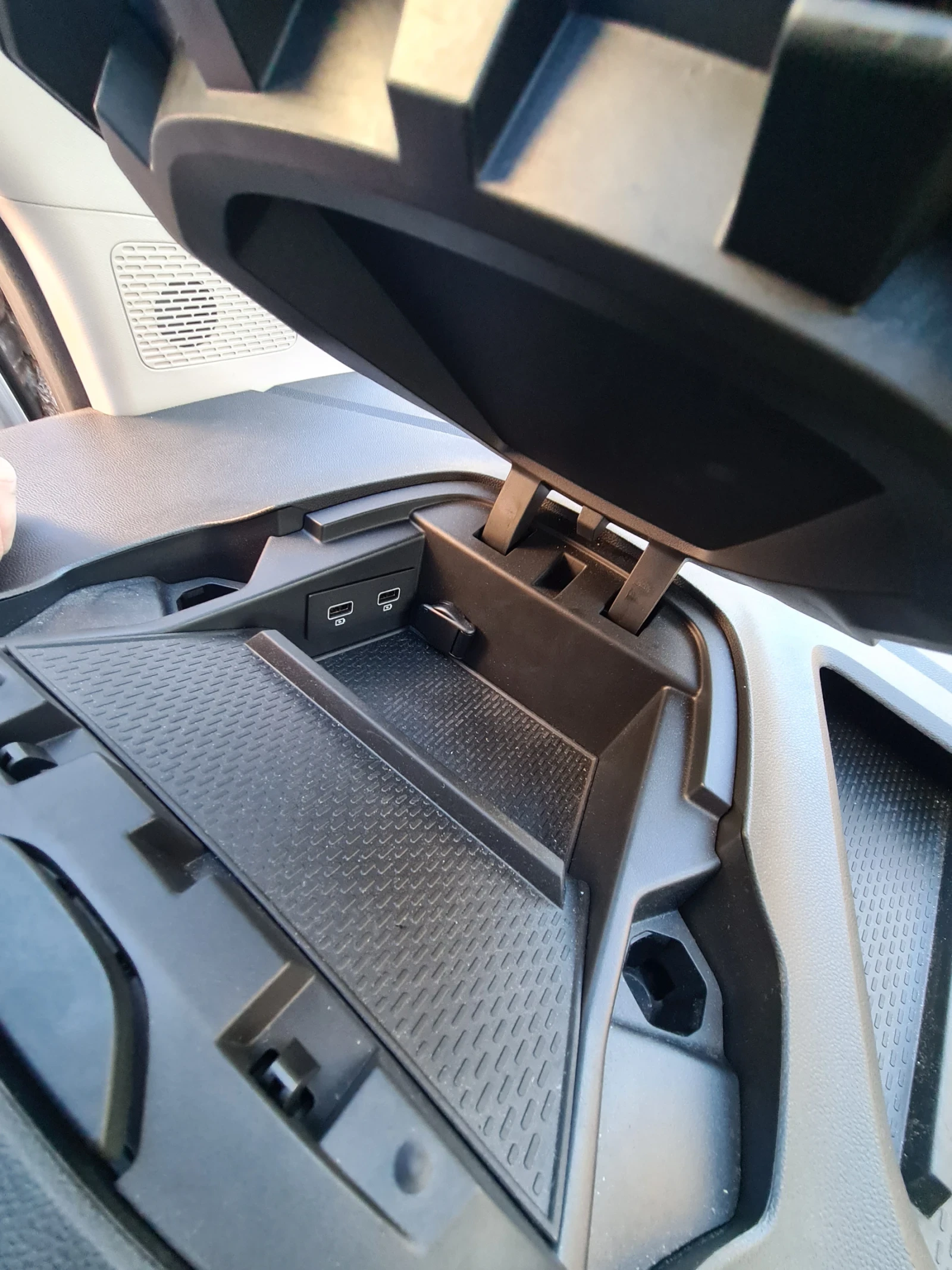 Renault Kangoo 1.5 | Mobile.bg � ����������� 10