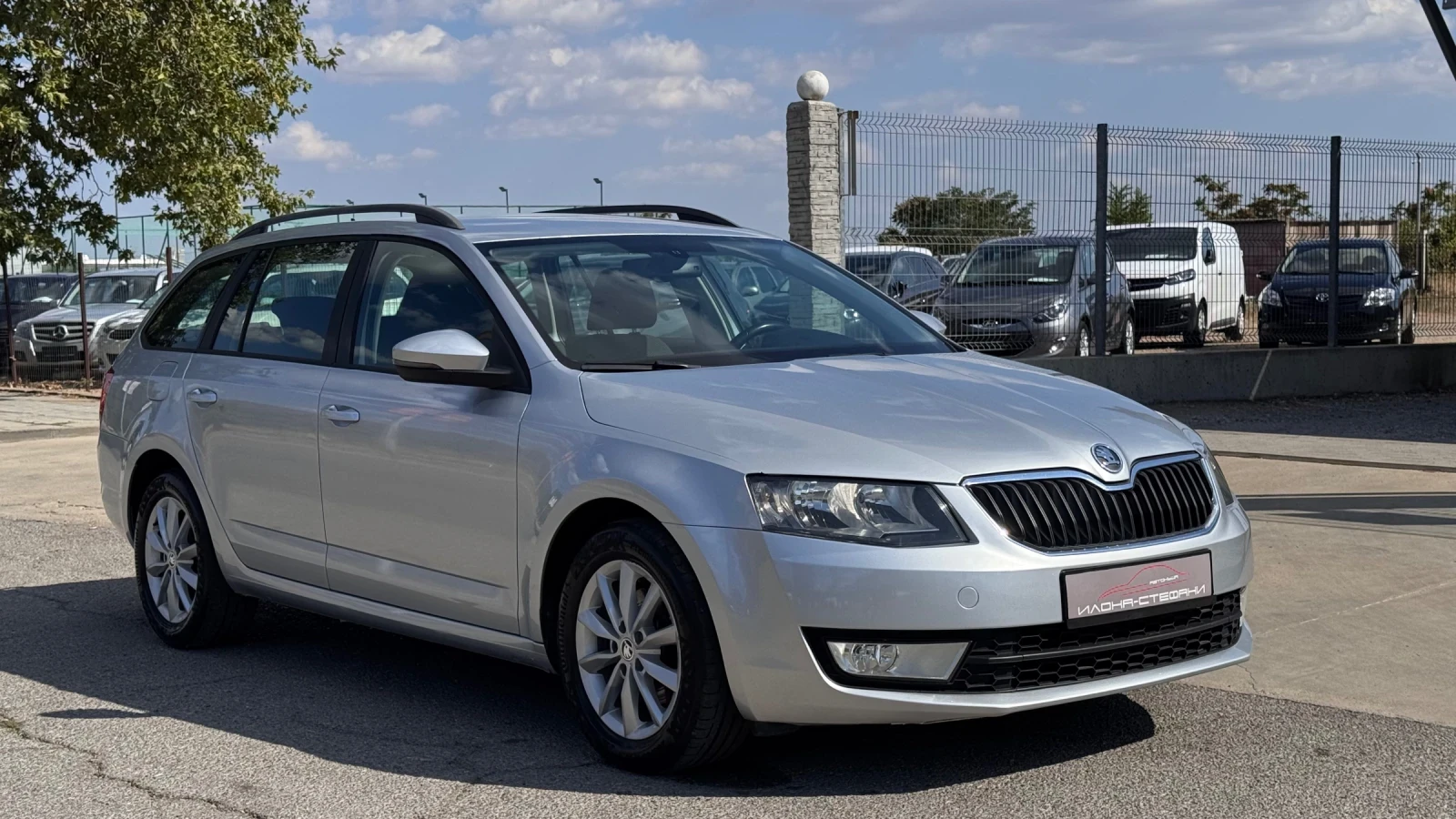 Skoda Octavia 1.6TDI 105кс * ПЕРФЕКТЕН* , снимка 7 - Автомобили и джипове - 53814239
