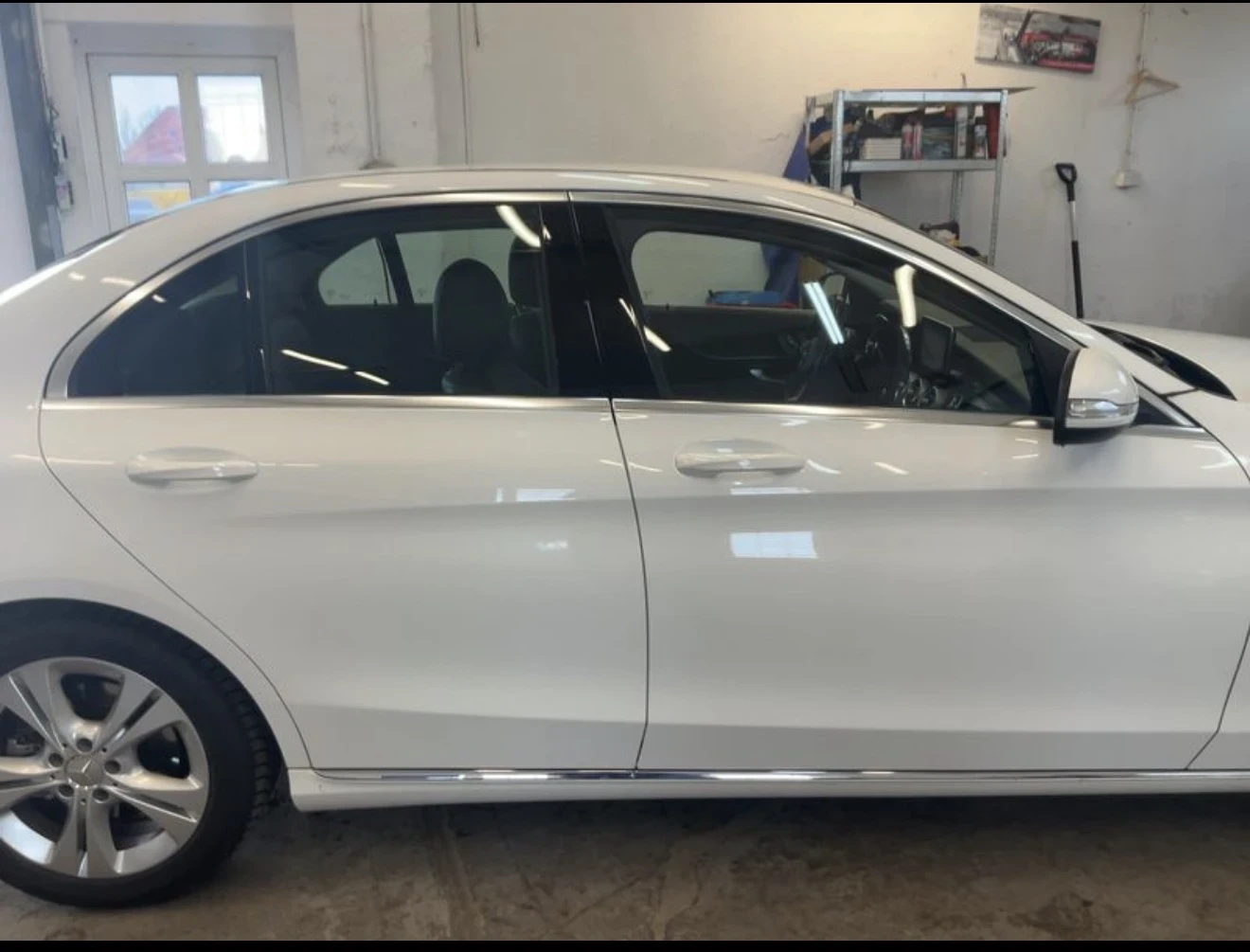 Mercedes-Benz C 400 4Matic-Лизинг през Уникредит , снимка 3 - Автомобили и джипове - 54044084