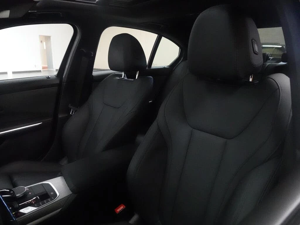 BMW 330 АвтоКредит* (ЦЕНА ДО БГ), снимка 11 - Автомобили и джипове - 54060501