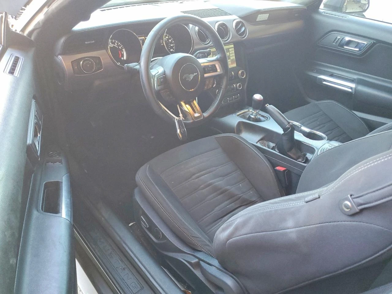 Ford Mustang GT Fastback, снимка 8 - Автомобили и джипове - 54247778