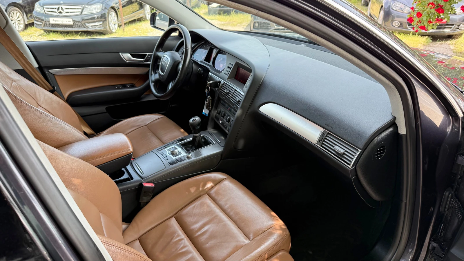 Audi A6 2.0TDI 6ck. , снимка 8 - Автомобили и джипове - 54671295