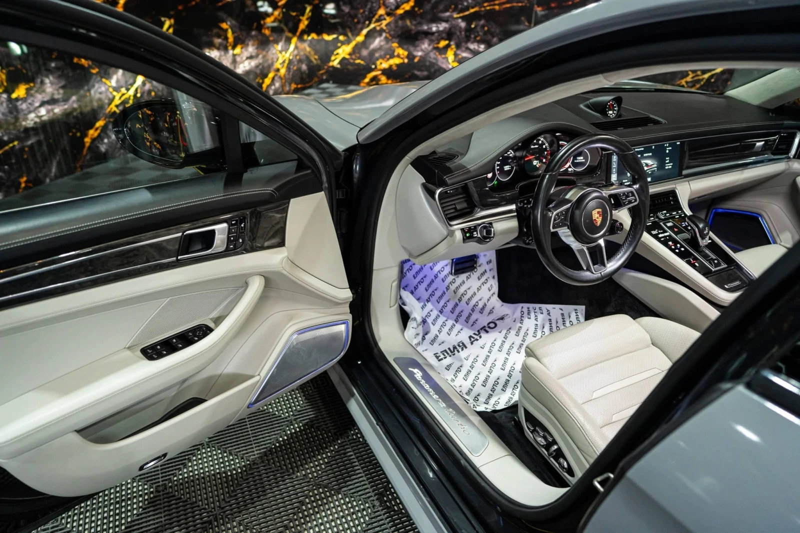 Porsche Panamera TURBO LED DESIGNO ПАНО BURM HUD ЛИЗИНГ 100%, снимка 11 - Автомобили и джипове - 55162003