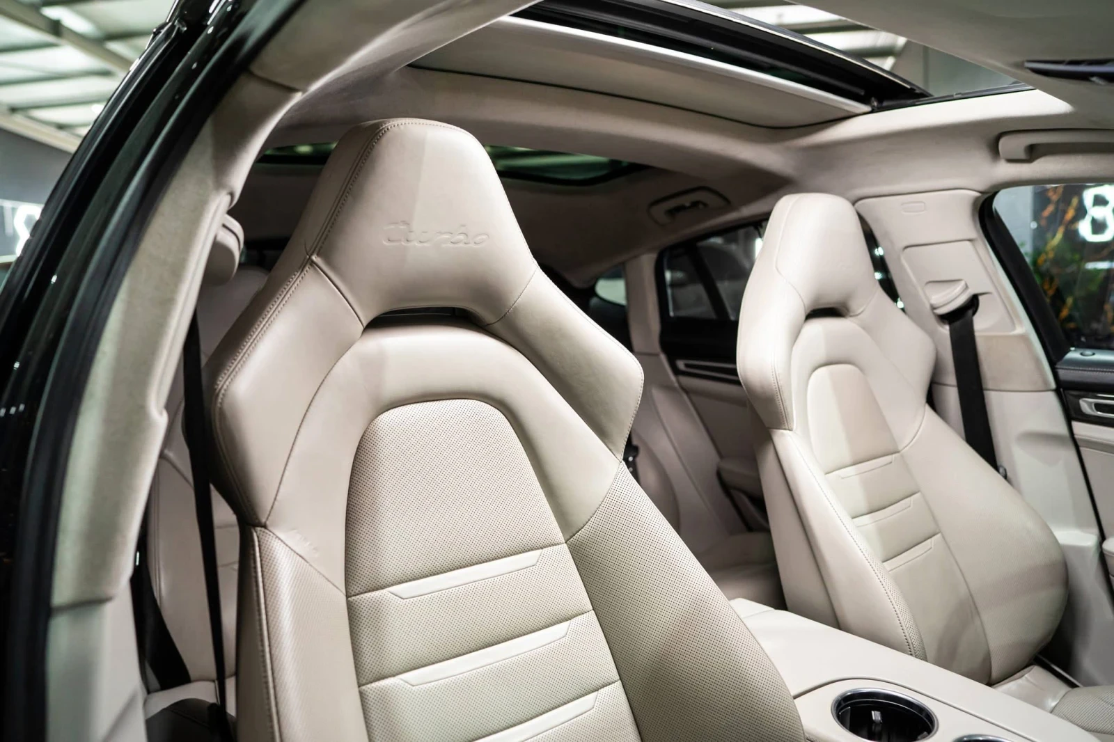 Porsche Panamera TURBO LED DESIGNO ПАНО BURM HUD ЛИЗИНГ 100%, снимка 14 - Автомобили и джипове - 55162003