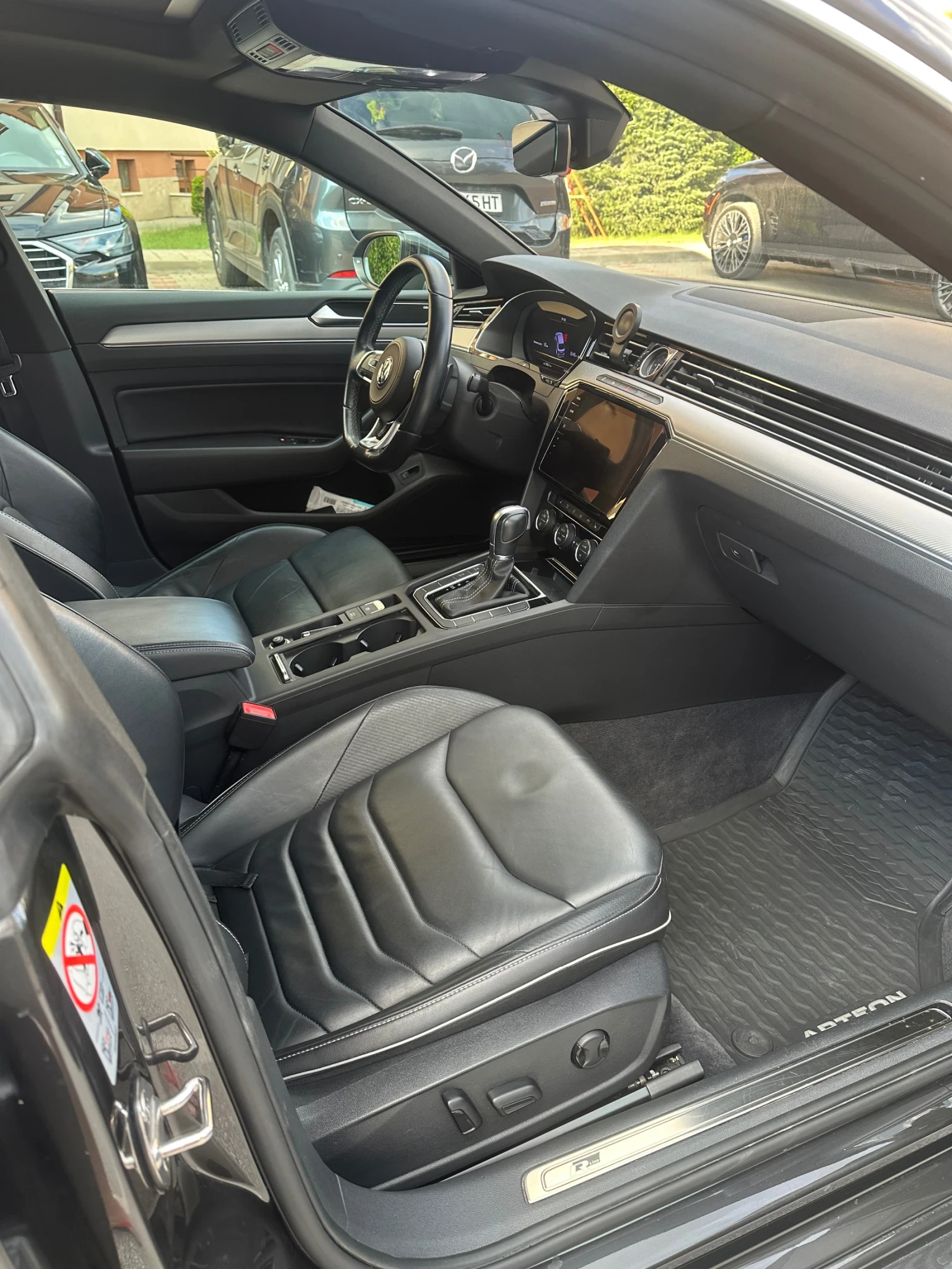 VW Arteon R-Line Individual , снимка 10 - Автомобили и джипове - 55165388