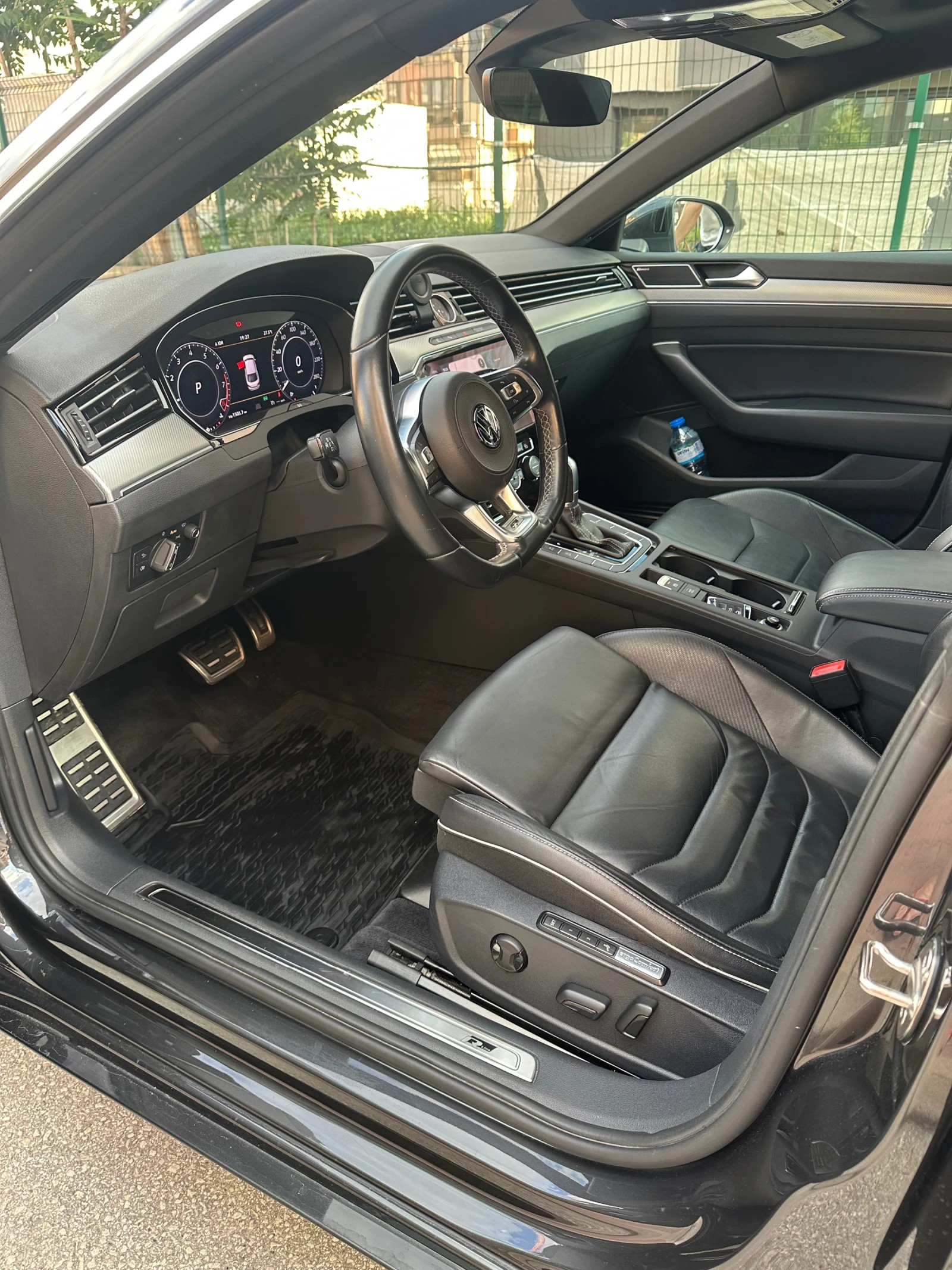 VW Arteon R-Line Individual , снимка 9 - Автомобили и джипове - 55165388