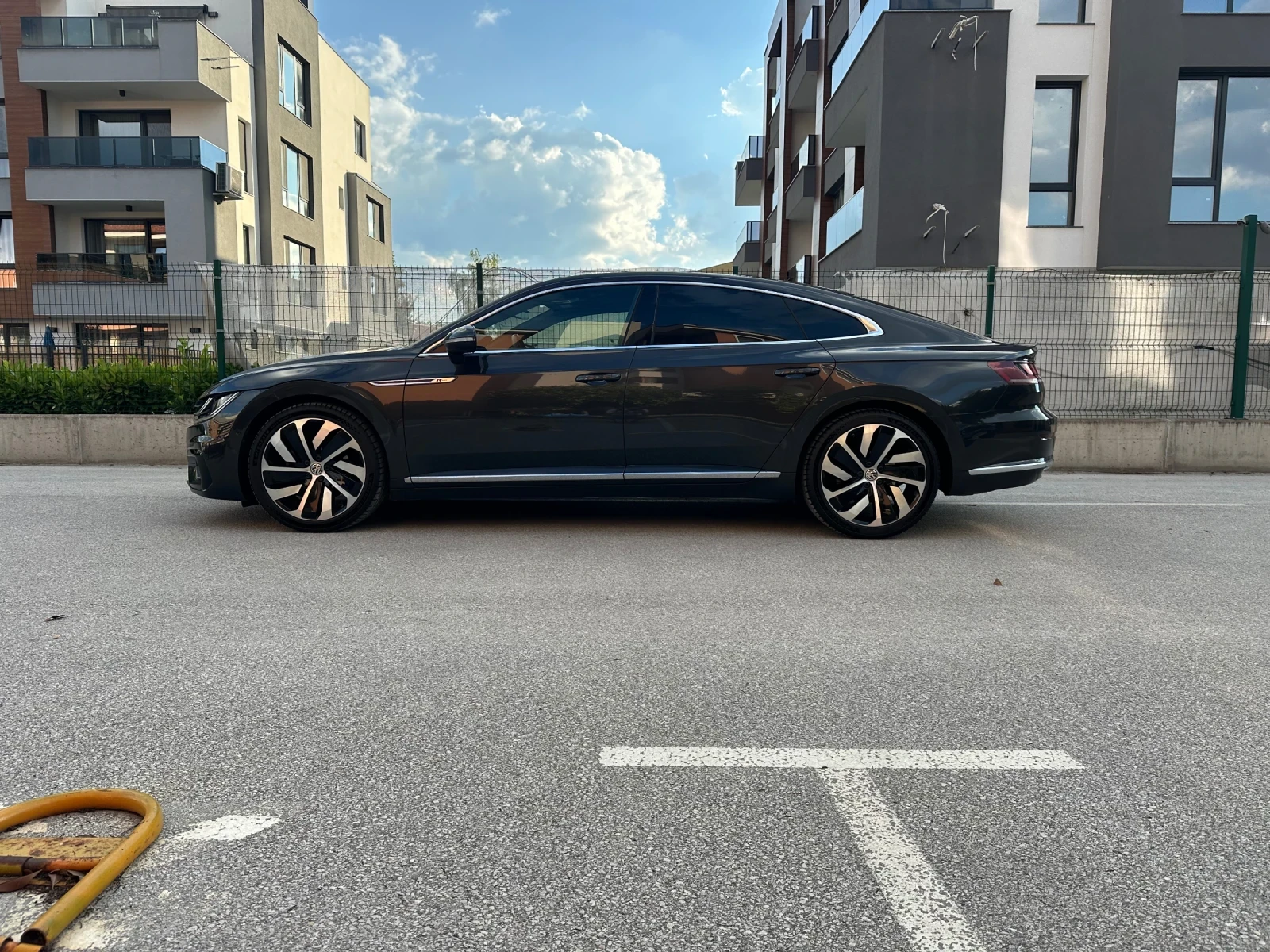 VW Arteon R-Line Individual , снимка 3 - Автомобили и джипове - 55165388