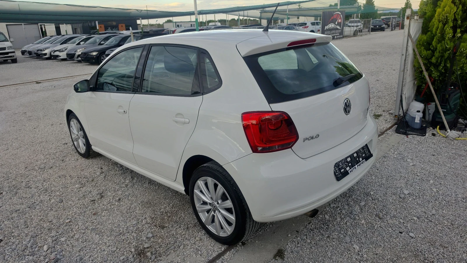 VW Polo 1.4i.85кс.160000км.ТОП.състояние, снимка 7 - Автомобили и джипове - 55165976