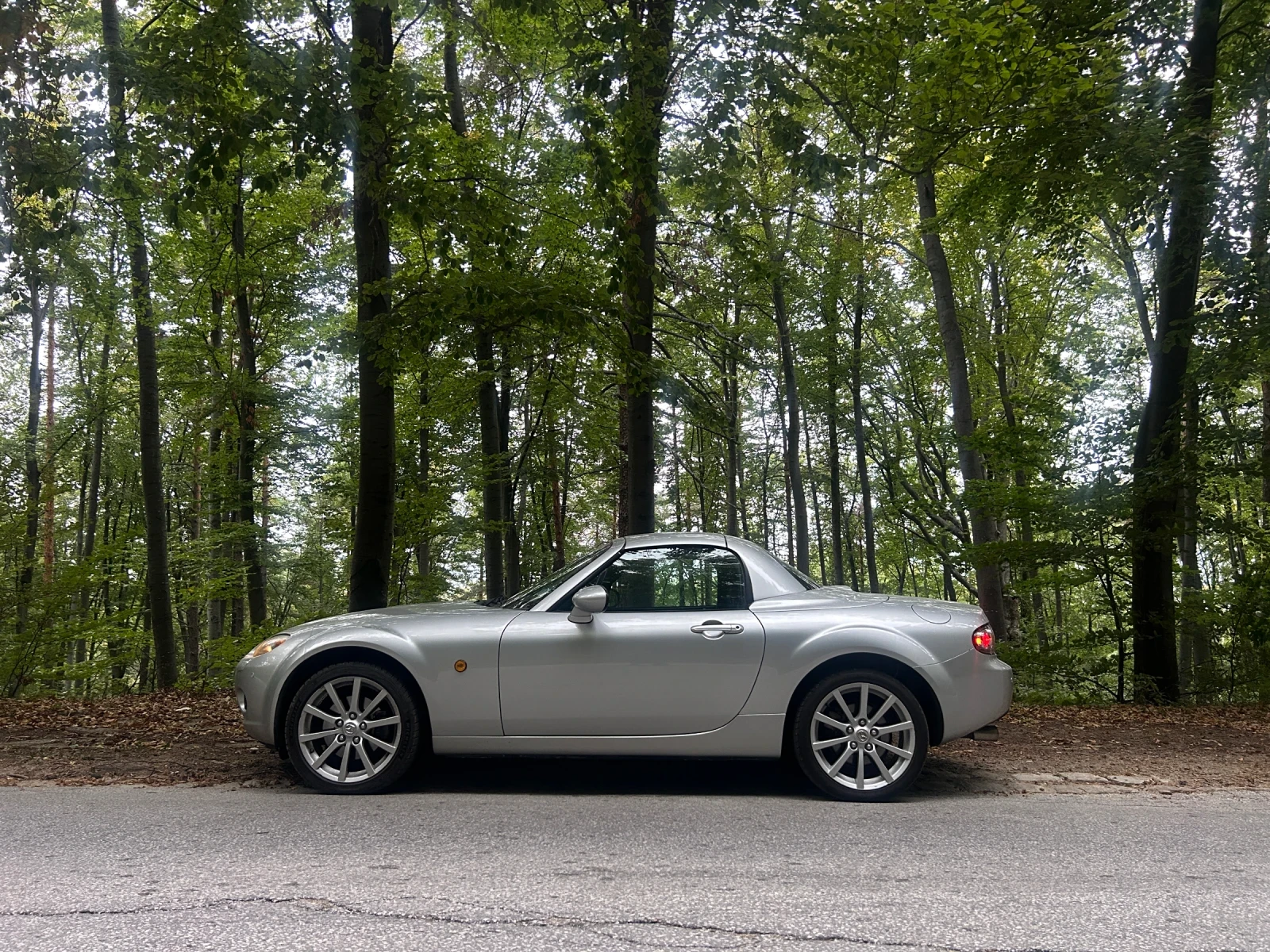Mazda Mx-5 NC1 2.0 16V PRHT, снимка 11 - Автомобили и джипове - 55330442