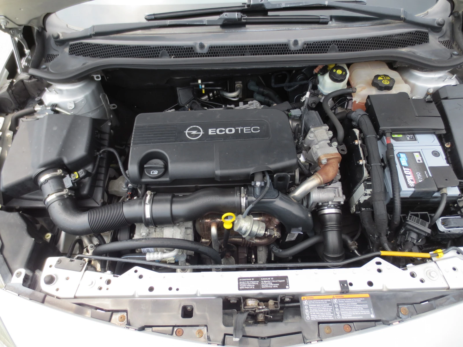 Opel Astra 1.7 CDTI , снимка 17 - Автомобили и джипове - 55378012