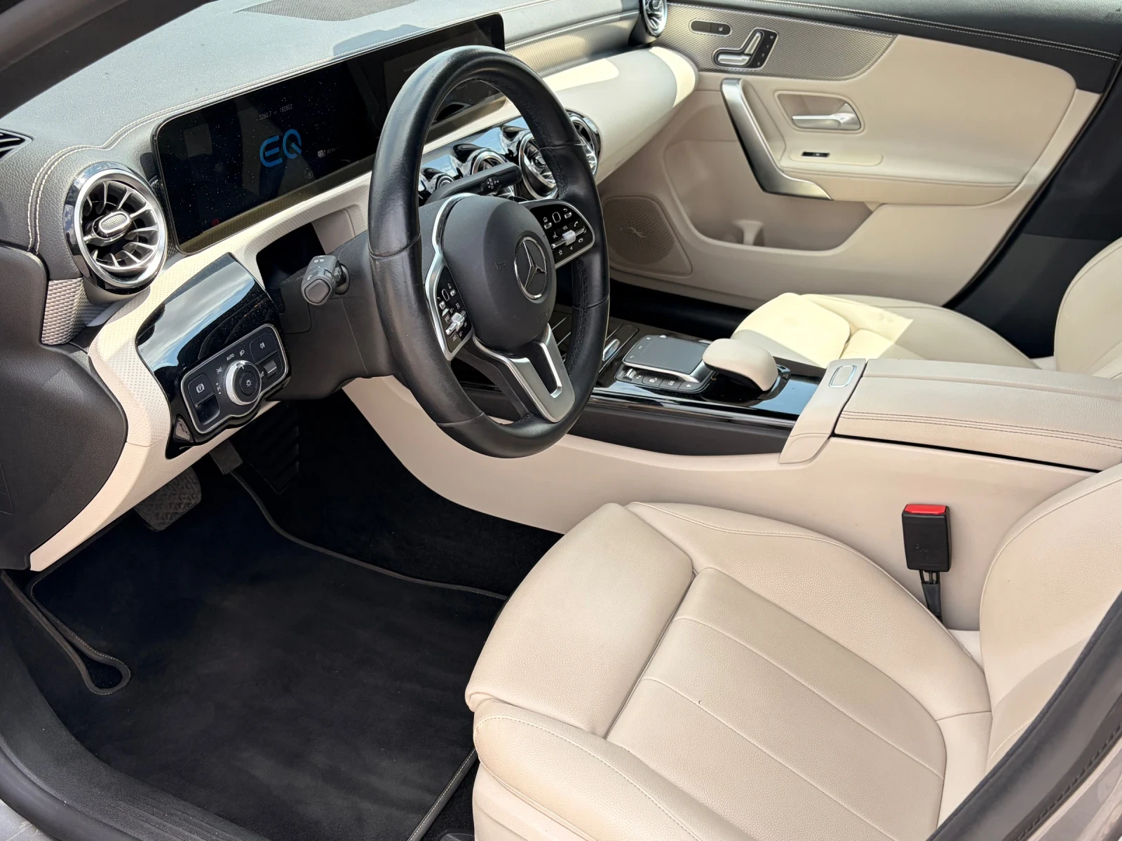 Mercedes-Benz CLA 220 Реален пробег, снимка 9 - Автомобили и джипове - 55394429