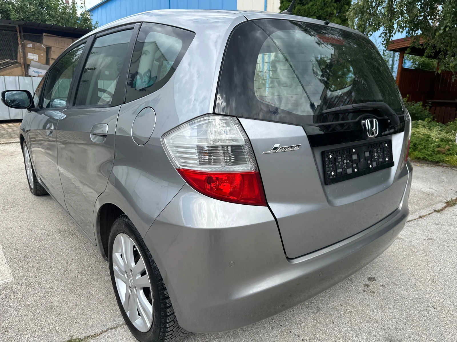 Honda Jazz 1.4 I * АВТОМАТ* , снимка 5 - Автомобили и джипове - 55438656