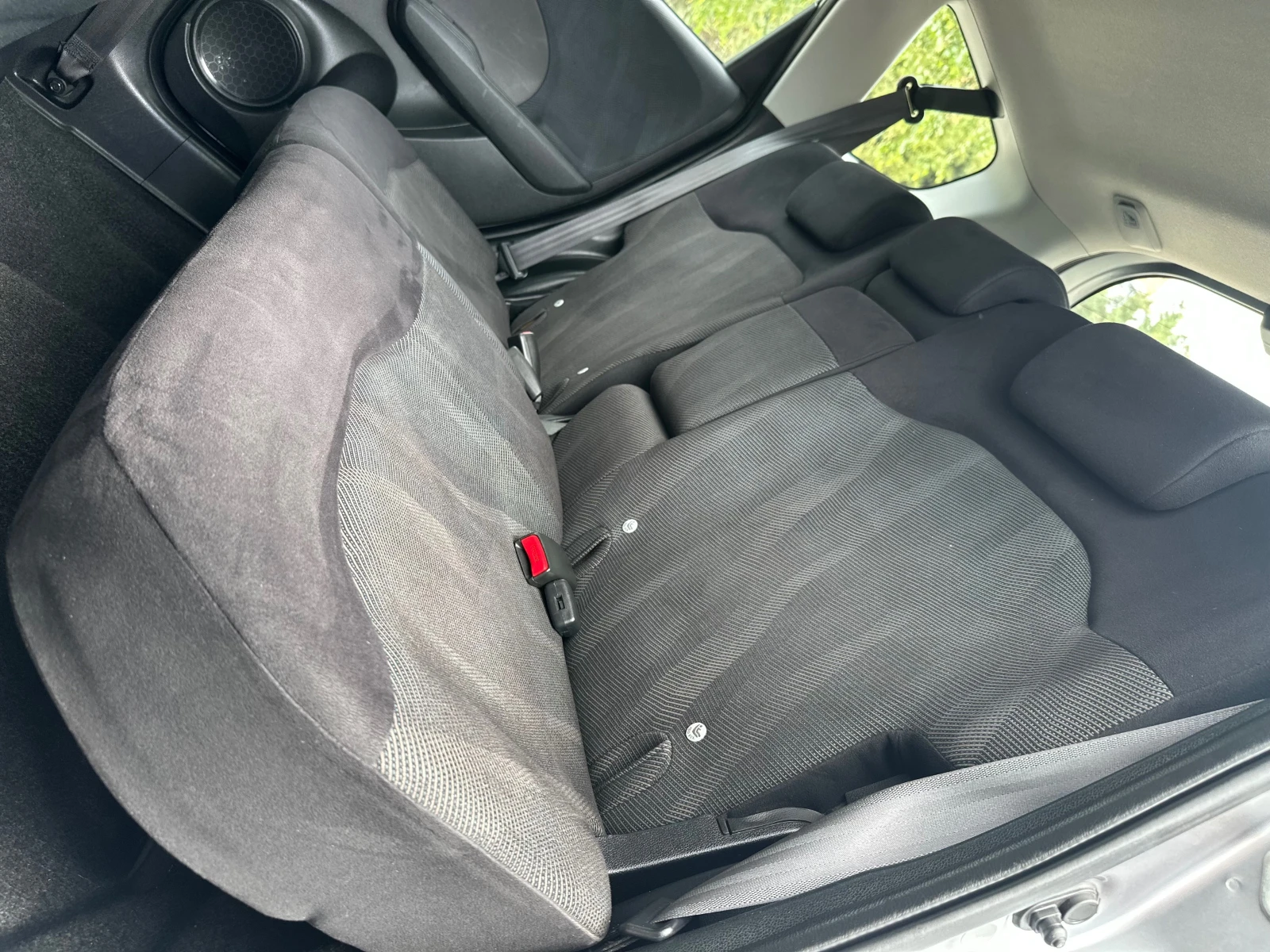 Honda Jazz 1.4 I * АВТОМАТ* , снимка 13 - Автомобили и джипове - 55438656