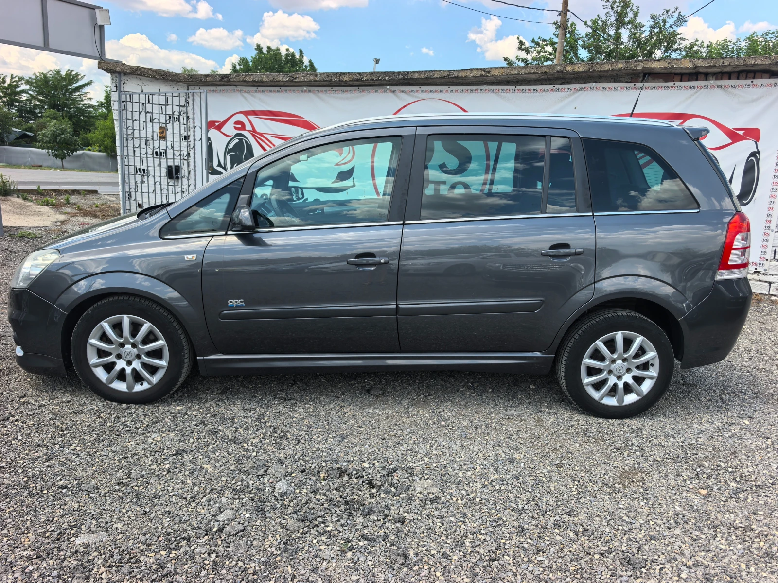 Opel Zafira 1.9CDTI OPC LINE, снимка 2 - Автомобили и джипове - 55627796