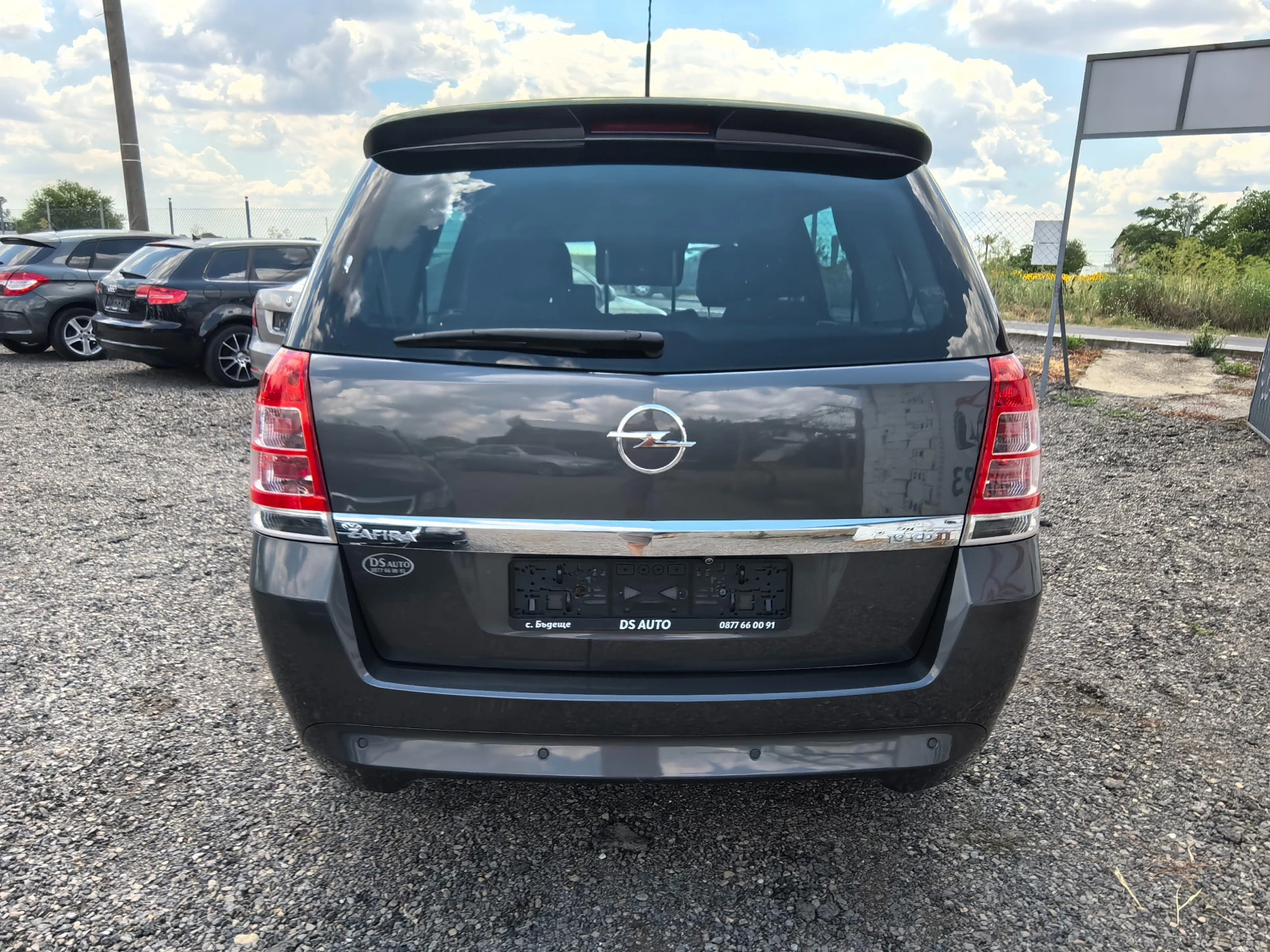 Opel Zafira 1.9CDTI OPC LINE, снимка 4 - Автомобили и джипове - 55627796