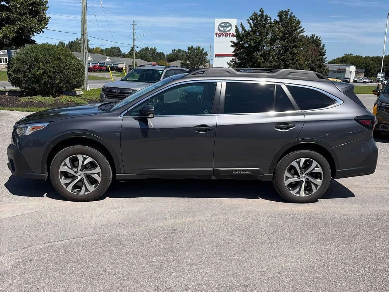 Subaru Outback * Limited * CARFAX * ОПЦИЯ ЗА ФИНАНСИРАНЕ, снимка 2 - Автомобили и джипове - 55684392