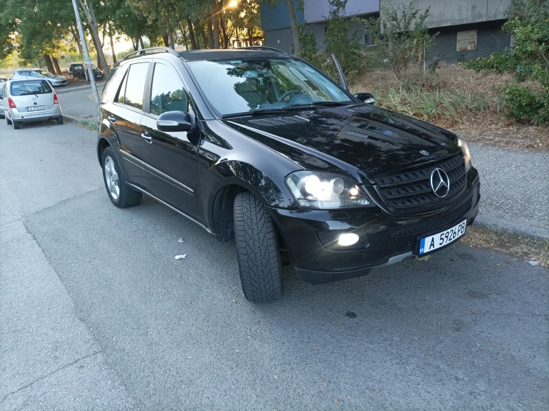 Mercedes-Benz ML 500, снимка 1 - Автомобили и джипове - 47534135