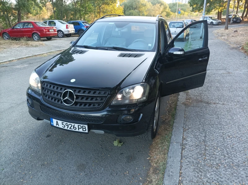 Mercedes-Benz ML 500, снимка 2 - Автомобили и джипове - 47534135