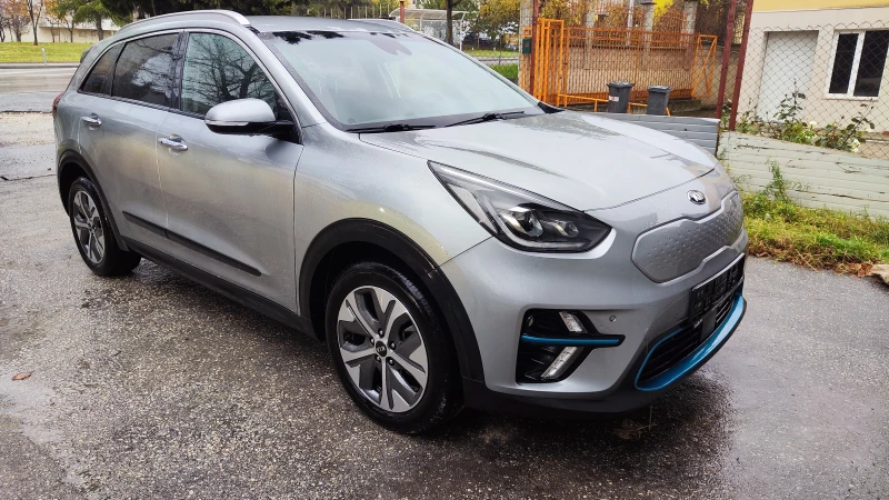 Kia Niro 64 kWh, снимка 2 - Автомобили и джипове - 47744963