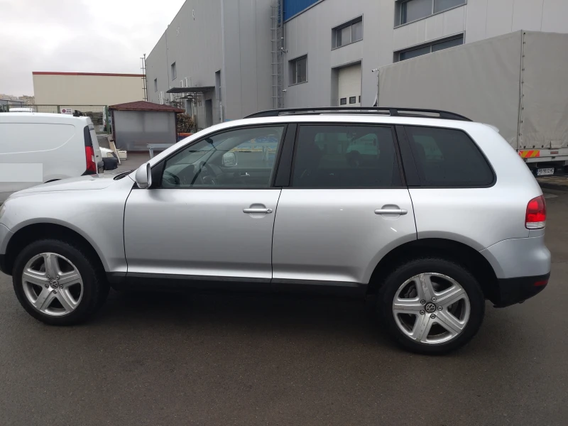 VW Touareg 3000 TDI, снимка 2 - Автомобили и джипове - 48451073