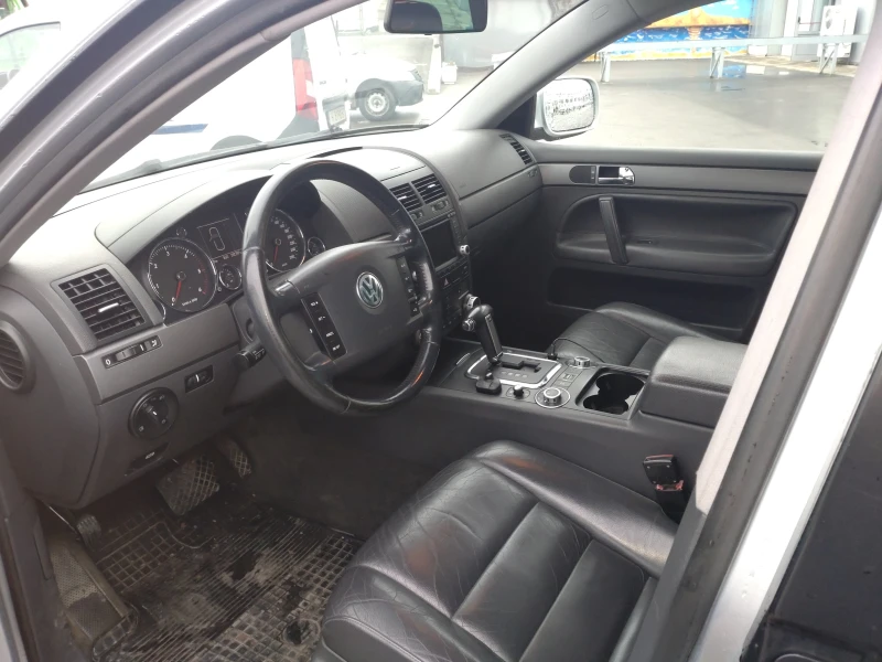 VW Touareg 3000 TDI, снимка 7 - Автомобили и джипове - 48451073