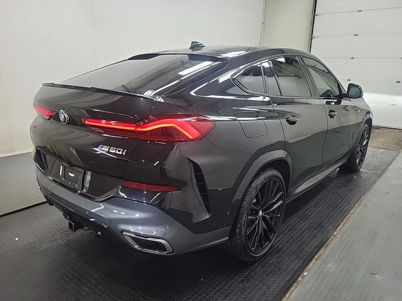 BMW X6 M50I / CARFAX / АВТО ФИНАНСИРАНЕ, снимка 4 - Автомобили и джипове - 49550192