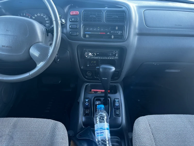 Suzuki Grand vitara 2, 5 газ, снимка 9 - Автомобили и джипове - 52265323