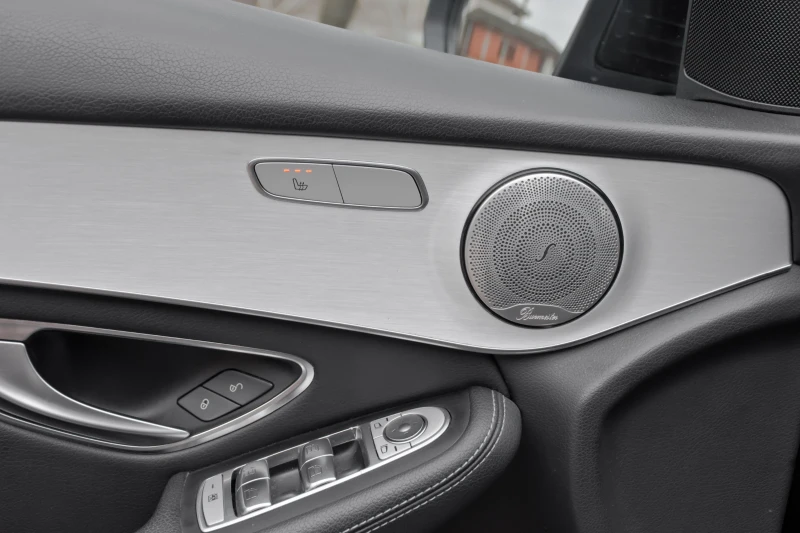 Mercedes-Benz GLC 220 MERSEDES GLC220* AMG LINE* 9G-tronic* , снимка 13 - Автомобили и джипове - 52657852