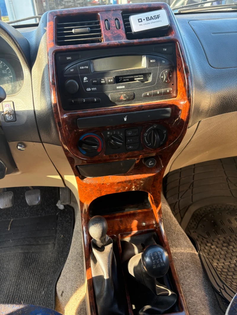 Nissan Terrano 2.7 TDI, снимка 6 - Автомобили и джипове - 52829849