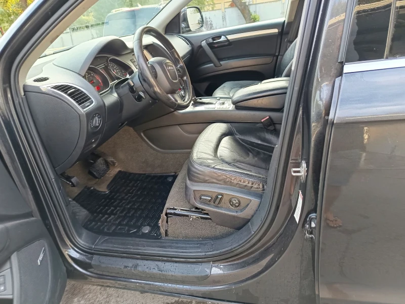 Audi Q7, снимка 15 - Автомобили и джипове - 53408435