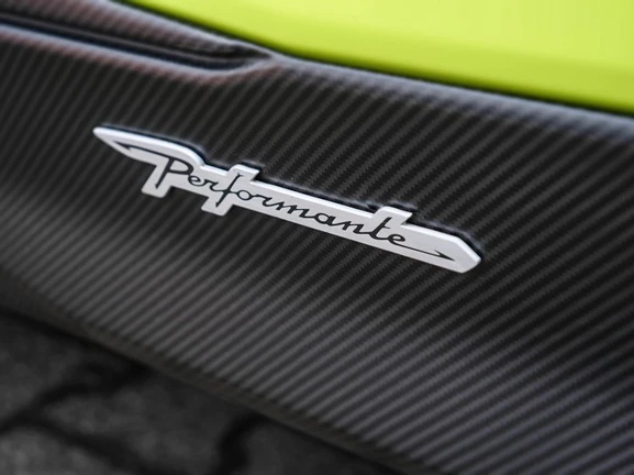 Lamborghini Urus Performante = Akrapovic = Гаранция - изображение 7