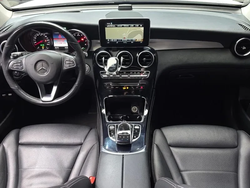 Mercedes-Benz GLC 300 4MATIC PREMIUM, снимка 7 - Автомобили и джипове - 54928989