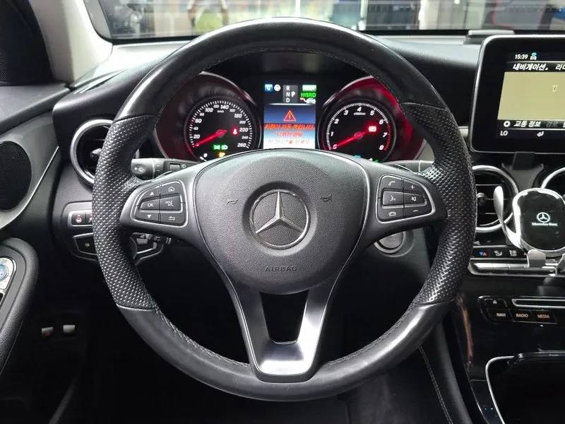 Mercedes-Benz GLC 300 4MATIC PREMIUM, снимка 13 - Автомобили и джипове - 54928989